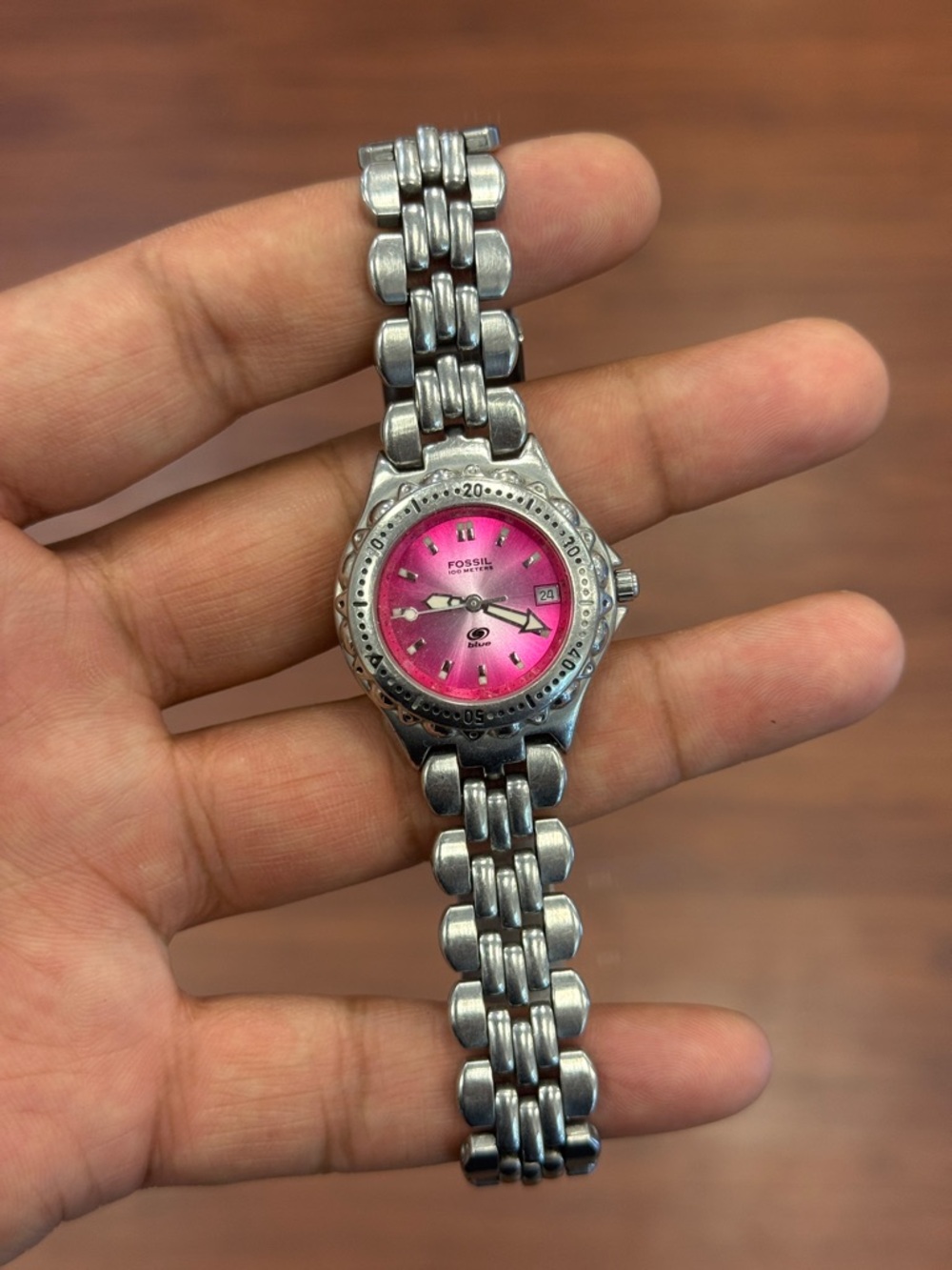 Fossil Women's vintage rare Pink Dial Stainless Steel Bracelet Watch women’s - Picture 5 of 8